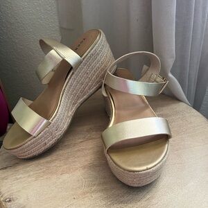 Torrid Metallic Gold Wedges Size 9.5WW